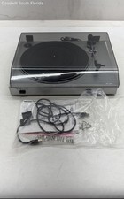 ION TTUSB05XL USB Turntable Vinyl Archiver Line Input Not Tested With Box