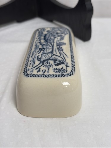 Royal China Currier & Ives Blue/White Covered Butter Dish Sleigh Ride "LID ONLY" - Picture 7 of 10