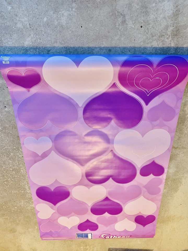 Calcomanías adhesivas de pared FATHEAD para dormitorio de niñas, excelente estado - ¡¡31 CORAZONES MORADOS!! 💜 Foto 2 de 4