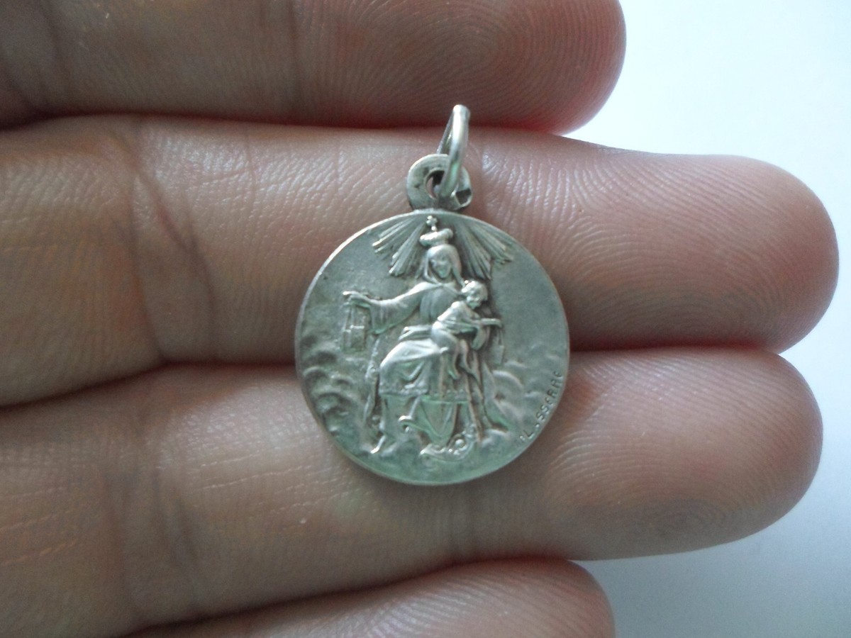 Ancien Pendentif Médaille Religieuse En Argent Massif 925, Sans Marque