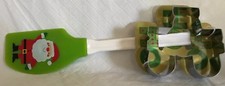 SANTA Spatula & Choo Choo Train Cookie Cutter Set Scraper Flipper NEW Green