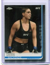 2019 Topps UFC Chrome NO. 16 Mackenzie Dern - Strawweight