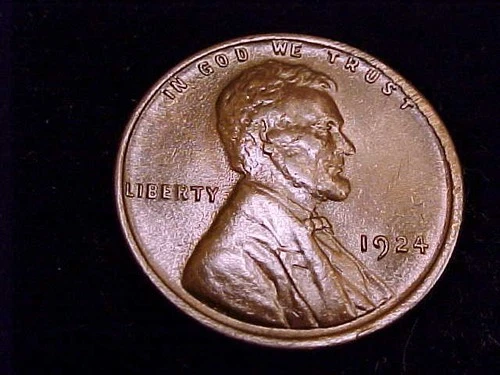 1924-P  Lincoln Cent, a solid Extra Fine Grade coin.