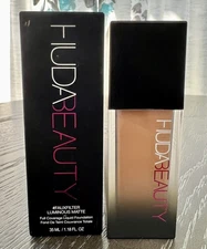 Huda Beauty FauxFilter Luminous Matte Liquid Foundation ~ Peaches N Cream 245B