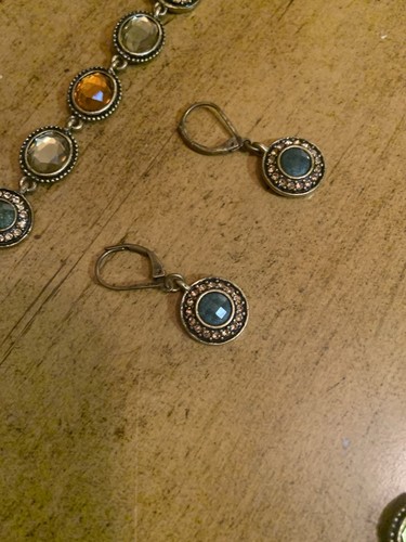 Lia Sophia Earrings, Bracelet, Necklace Set Antique Gold Tone Brown - Picture 3 of 9