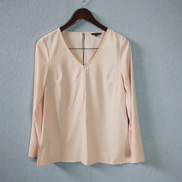 Portmans Womens Size 8 Peach Long Sleeves V Neck Blouse Top Work Casual