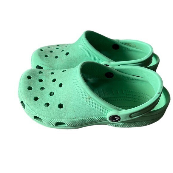 Crocs Classic Clogs Aqua Perforated Comfort Shoes Mens 6 Womens 8 with Heel Strap