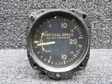 G997-01 Garwin Vertical Speed Indicator (Discolored Dial)