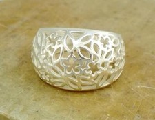 WIDE .925 STERLING SILVER FILIGREE FLORAL DOME RING size 6 style r1734