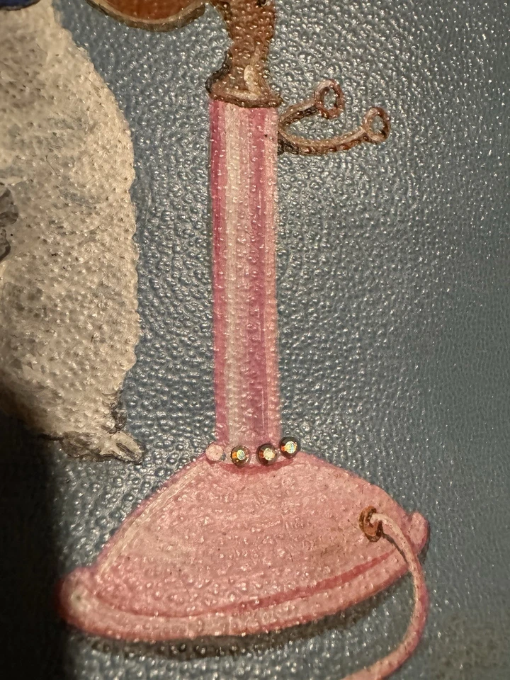 Bolso de mano vintage azul con caniche pintado a mano y estrás con teléfono antiguo Foto 3 de 4