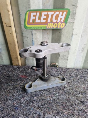 GILERA DNA 50-125-180 TOP AND BOTTOM YOKE TRIPLE CLAMP TREE