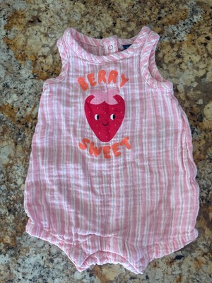 Old Navy Strawberry Berry Sweet Sleeveless Short Romper Baby Girl