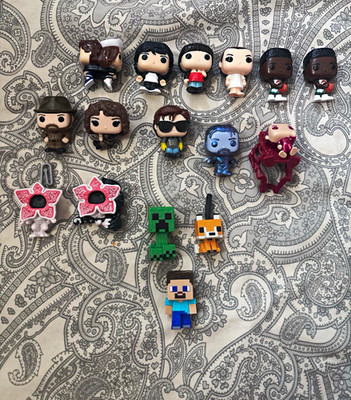 Minecraft /Stranger Things Set 16 Sammelfiguren mehrfarbig inkl. Creeper & Steve