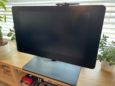 Wacom Cintiq Pro 24 WITH Ergo Stand DTK2420K0 DTK-2420 ACK62801K GREAT CONDITION