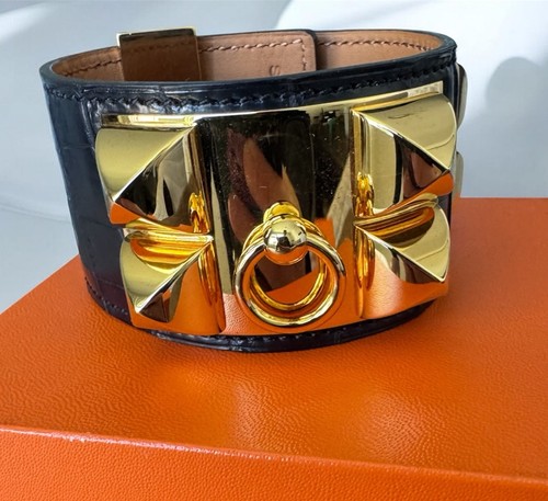 Hermes CDC Alligator Collier de Chien Bracelet Black Gold Hardware CITES
