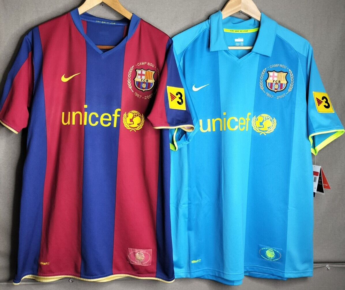 Messi 19 L Home & Away 2 Jerseys FC Barcelona 2007 2008 Messi 19 L Home & Away 2 Jerseys FC Barcelona 2007 2008