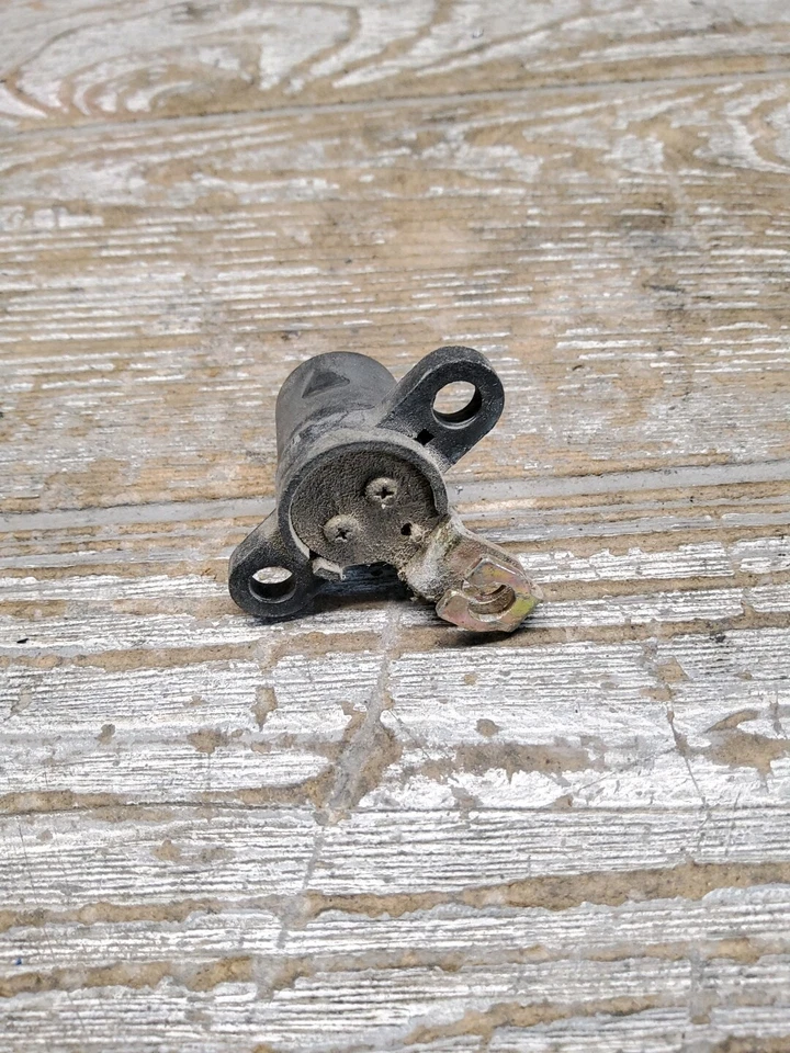 2003 03 02-03 Yamaha YZF-R1 YZFR1 juego de bloqueo encendido tapa de gas bloqueo de asiento triple árbol Foto 4 de 4