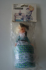 VINTAGE  PIN CUSHION DOLL SEWING  CRAFT PRETTY MISS PINCUSHION HONK KONG NEW