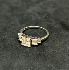 925 Sterling Sqaure CZ Ring 6mm Sz 7 - 2.66g