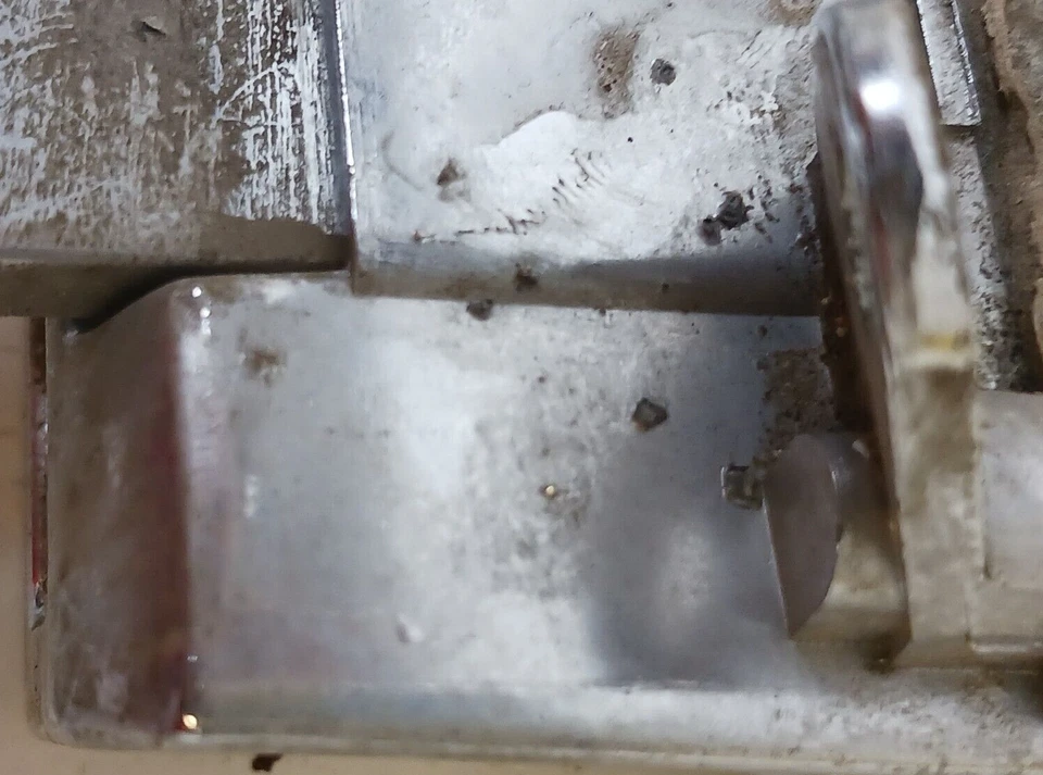 Б/у коробка управления летней вентиляцией GM 1958 Oldsmobile 88-98 (917E) от оригинального производителя - Изображение 4 из 4