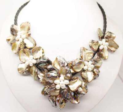 Handmade Freshwater Pearl brown 5 Sea Shell Flower Leather Necklace 18''