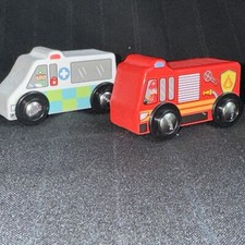 Lot 2 J  adore Wooden Emergency Vehicles Ambulance  Fire Truck Play Toy