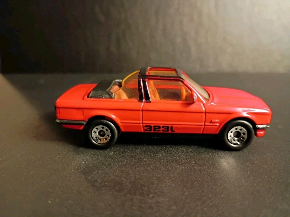 Matchbox #39 323i BMW Cabriolet Red 1985 - Image 2 of 4