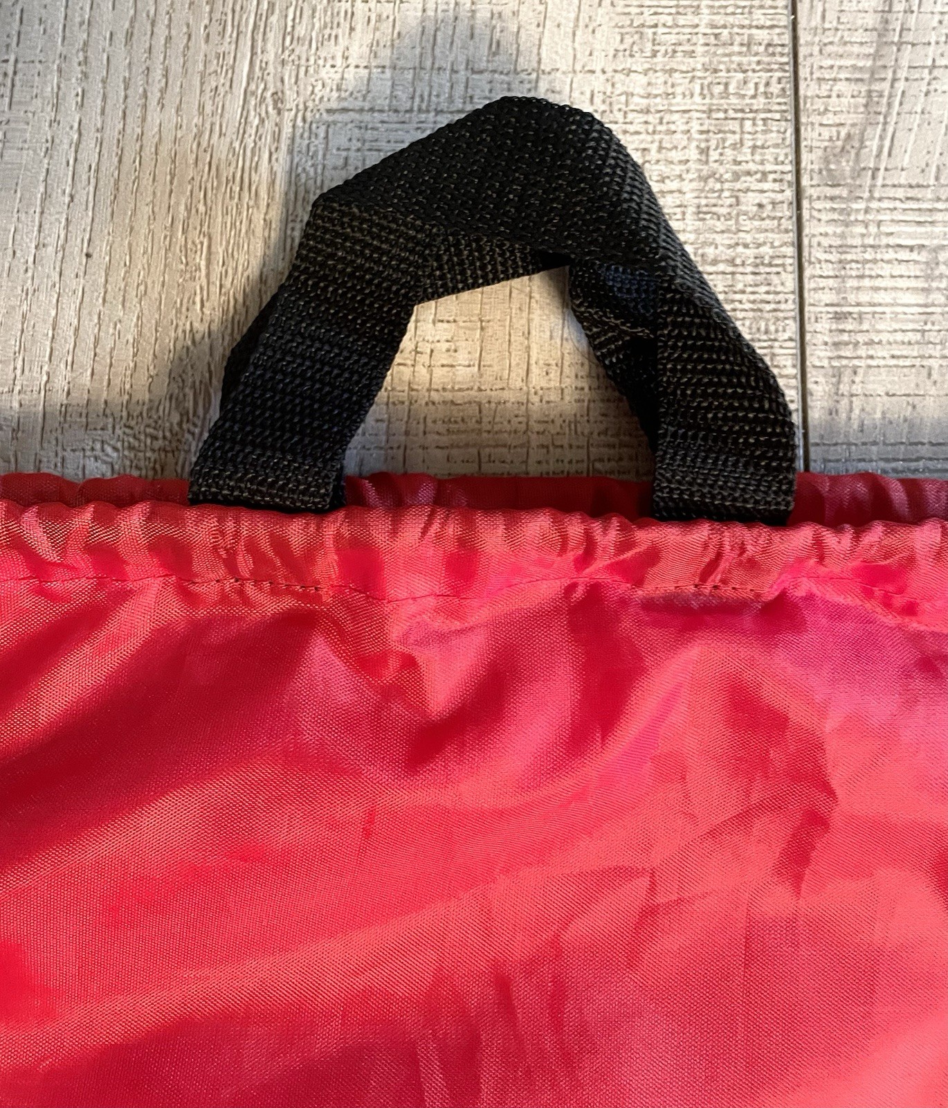 Lowe’s Red And Black Drawstring Backpack Lightwei… - image 3