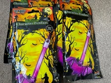 2pcs Haunted house Halloween Hi - Glow character pendants bat  🦇