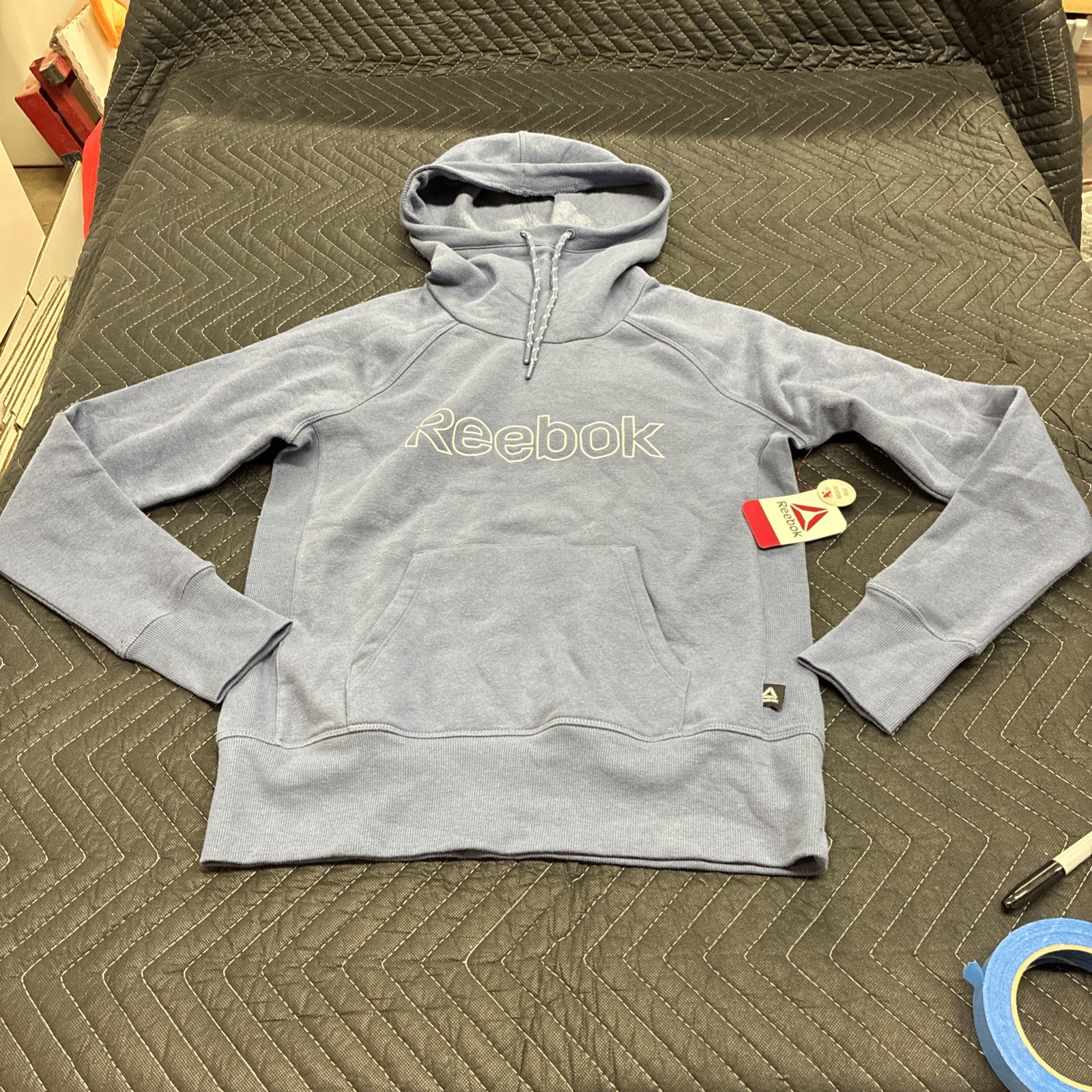 #187 Kids Reebok Hoodie Size XS
