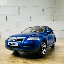 Volkswagen VW Touareg Toureg Blue Realtoy 1:64 Diecast Model Car