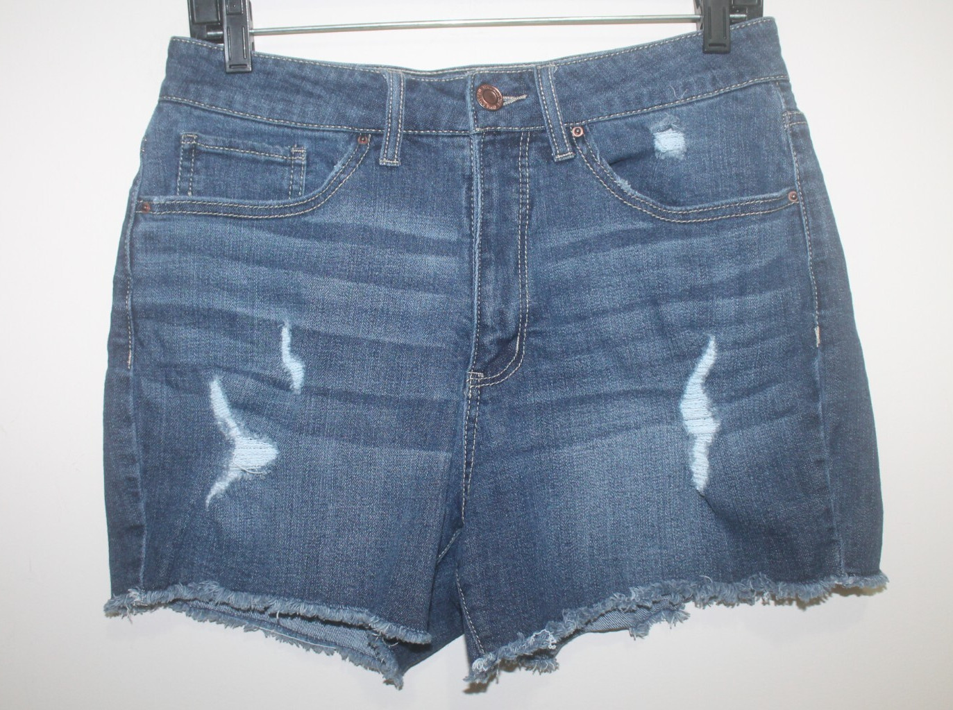 Time & Tru Size 12 Women's High Rise Distressed Denim Jean Shorts Stretch