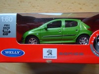Peugeot GrüN 1/60 Ca. 7,5Cm Mit RüCkzugmotor Modelauto