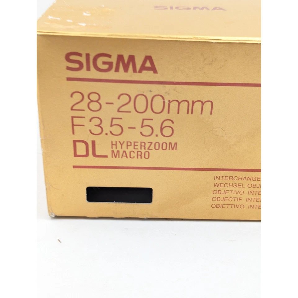 Sigma 28-200mm F3.5-5.6 DL Hyperzoom Macro Lens for Canon AF with Box - Image 2 of 4