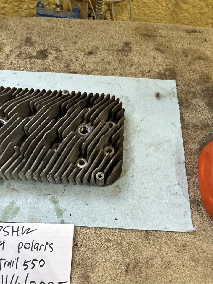 Головка блока цилиндров 2004 Polaris Trail RMK 550 в сборе 387 - Изображение 2 из 4