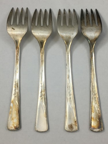 4 Vintage Revelation Silver Plate Salad Fork 6" Flatware - Picture 3 of 4