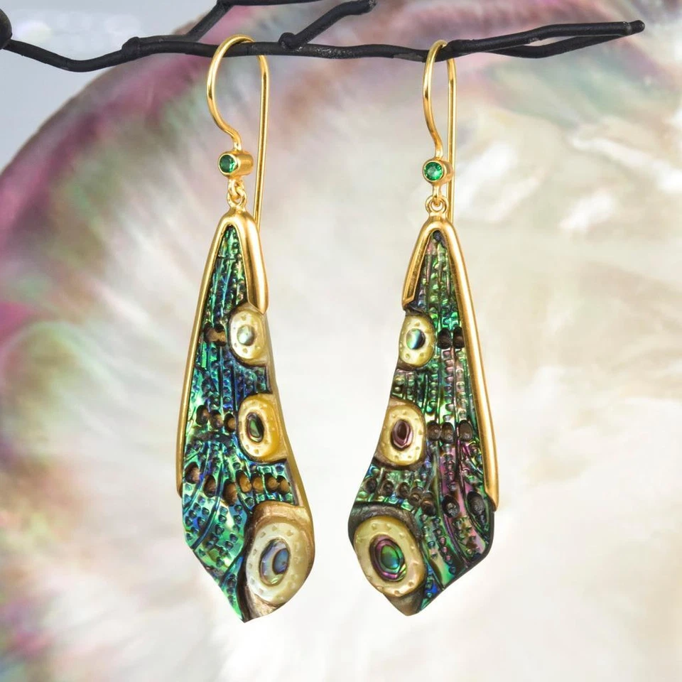 Dragonfly Wing Earrings Abalone Carving Gold Vermeil Sterling & Emerald 6.01 g - Image 4 of 4