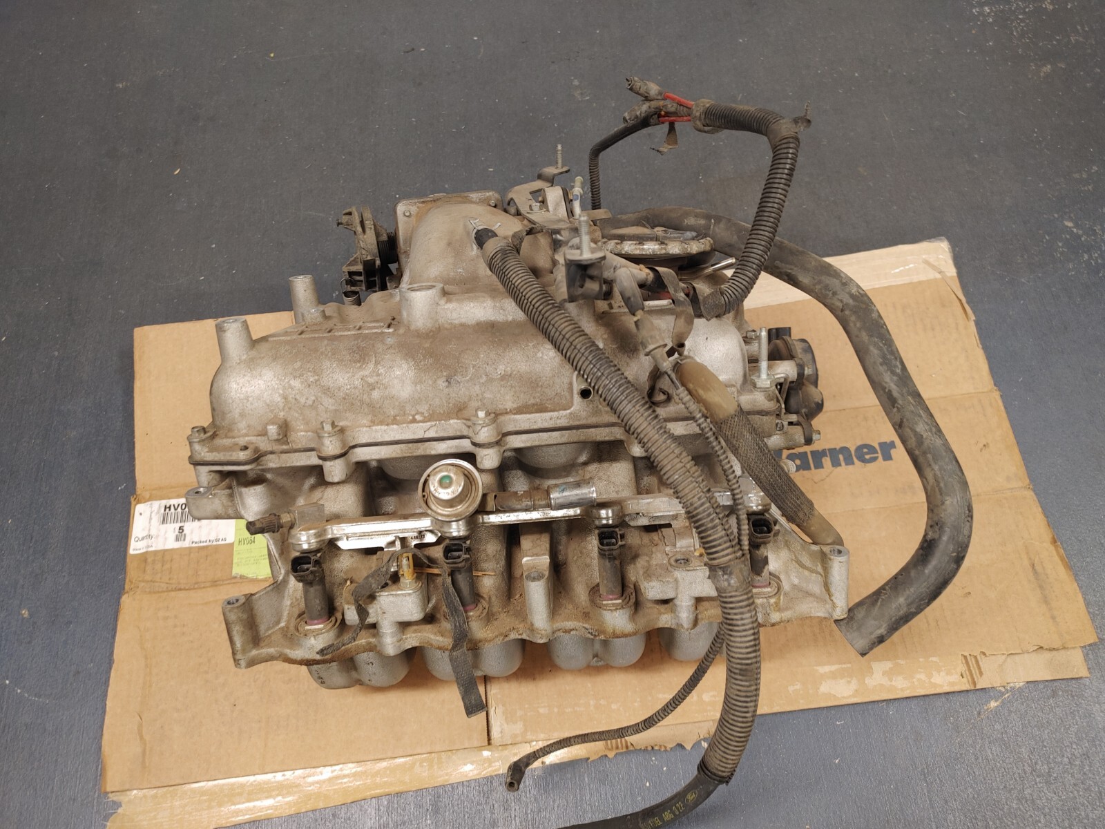 2003-2005 Ford Lincoln Aviator 4.6L Cobra Upper Lower Intake Manifold