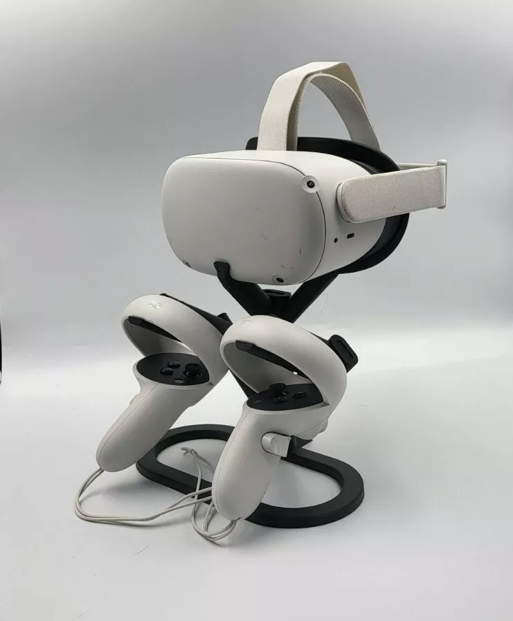 Display Stand Compatible With Oculus Quest 2. Virtual reality