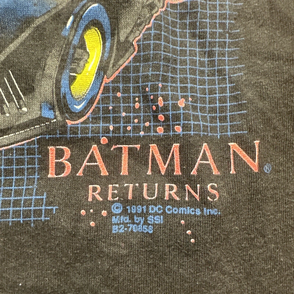 Kids Vintage 90s 1994 Batman Returns Bat Mobile Movie T-Shirt Youth Size 5/6 - Image 3 of 4