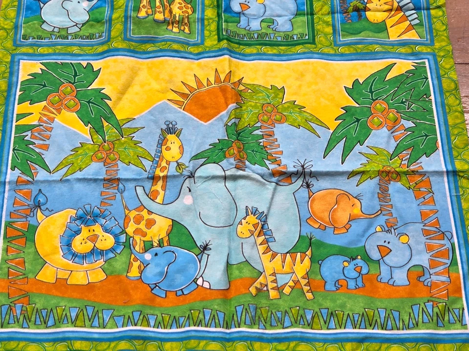 Pequeño panel de tela de franela de safari impresiones de Rebecca Carter Wilmington elefante león Foto 4 de 4