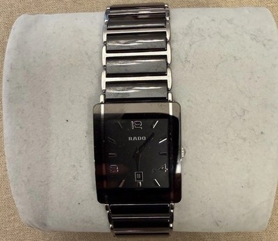 Rado Herrenuhr aus Stahl und Keramik. Artikelnummer 160.0484.3