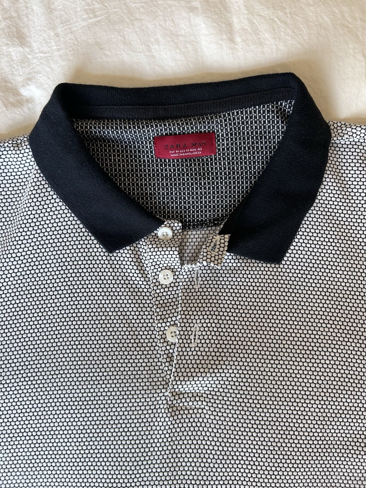 Zara Man Polo Shirt Men’s Medium Black White Micro Pattern Short Sleeve Modern thumbnail 2