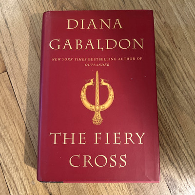 The Fiery Cross by Diana Gabaldon   1st Edition/Print  2001 Hardcover