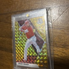 Mike Trout 2021 PANINI MOSAIC REACTIVE YELLOW #103 LOS ANGELES ANGELS!