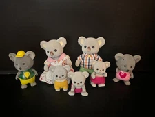 Calico Critters Koala Family of 5 plus 2 extra Koalas