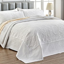 Qucover White Oversized King Bedspread Soft Microfiber Lightweight California