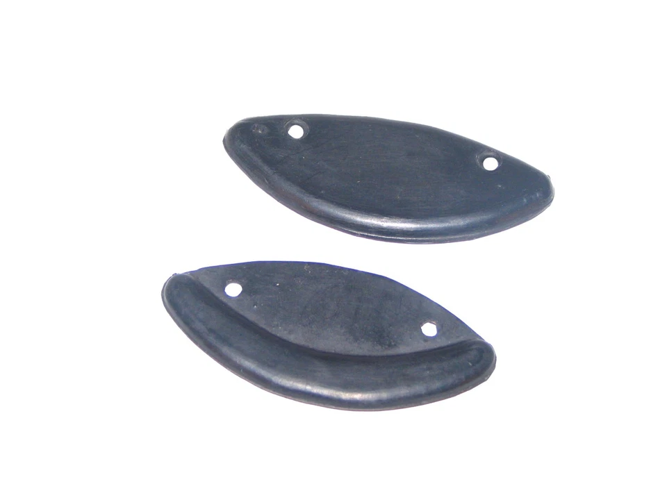 2 NUEVAS almohadillas de parachoques de goma para esquinas de capó 1935-1937 Packard One Twenty 120A 120B 115C Foto 3 de 4