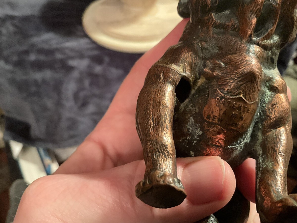 1930's Ronson Art Metalworks English Bulldog Table Lighter - See