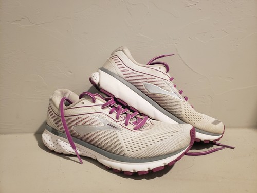 brooks ghost 12 size 8.5 womens